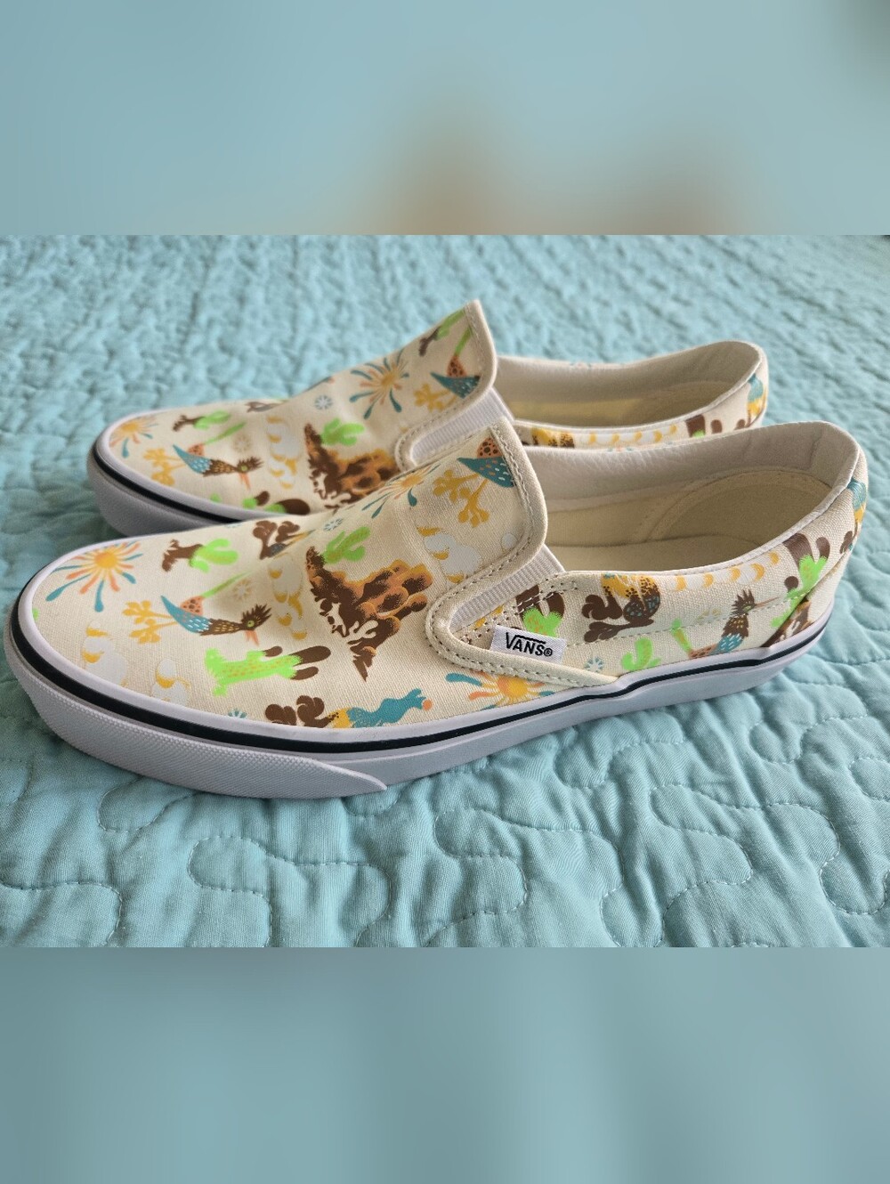 Vans "Get on Outdoors" Marshmallow Unisex Slip Ons, 8/9.5 - Picture 5 of 13